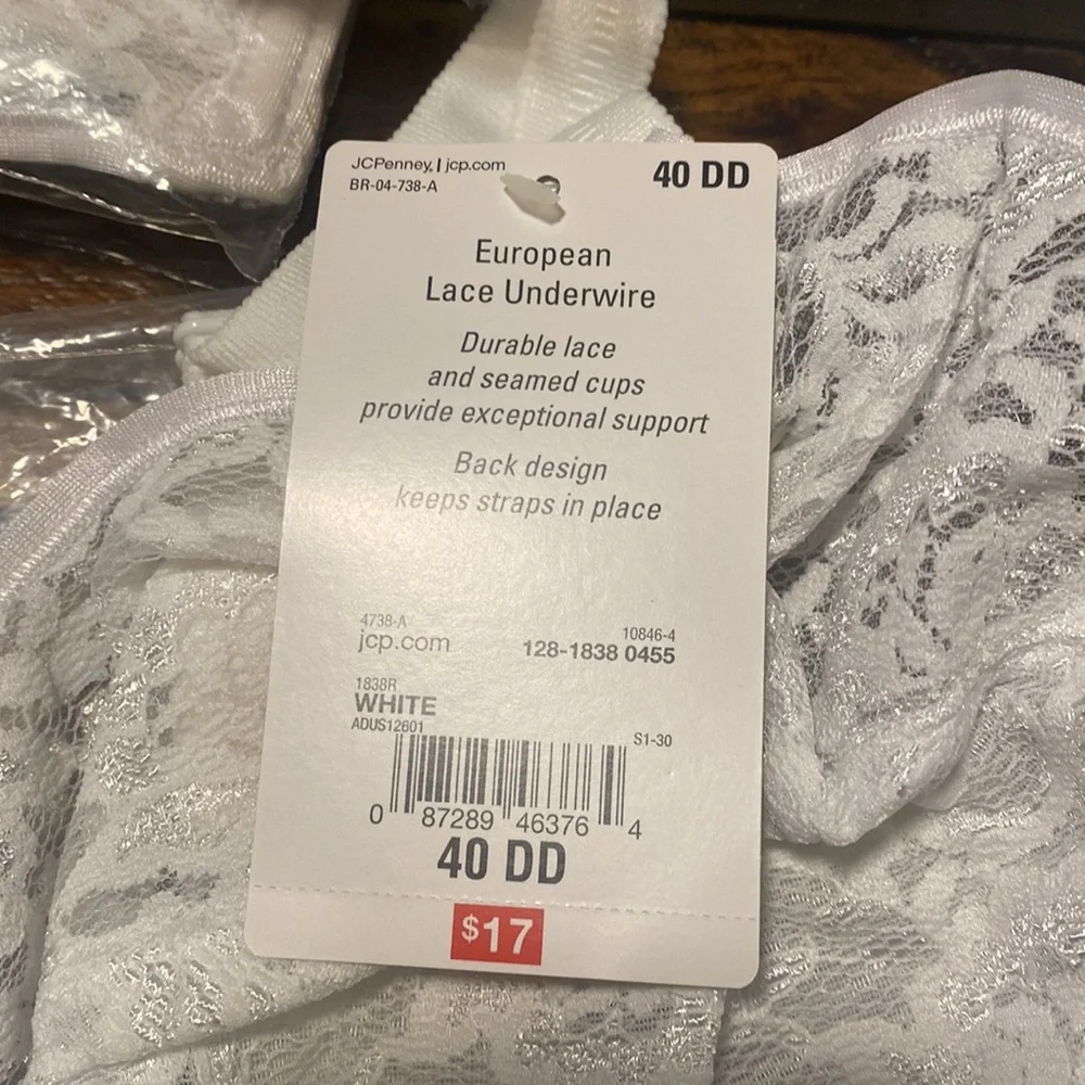 JCPenney Bras this model in size 40 DD only, NWT $17, other colors and sizes - Picture 3 of 9